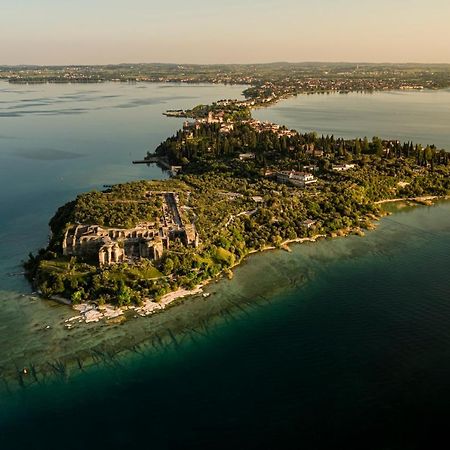 Lagoon Lägenhet Sirmione Exteriör bild